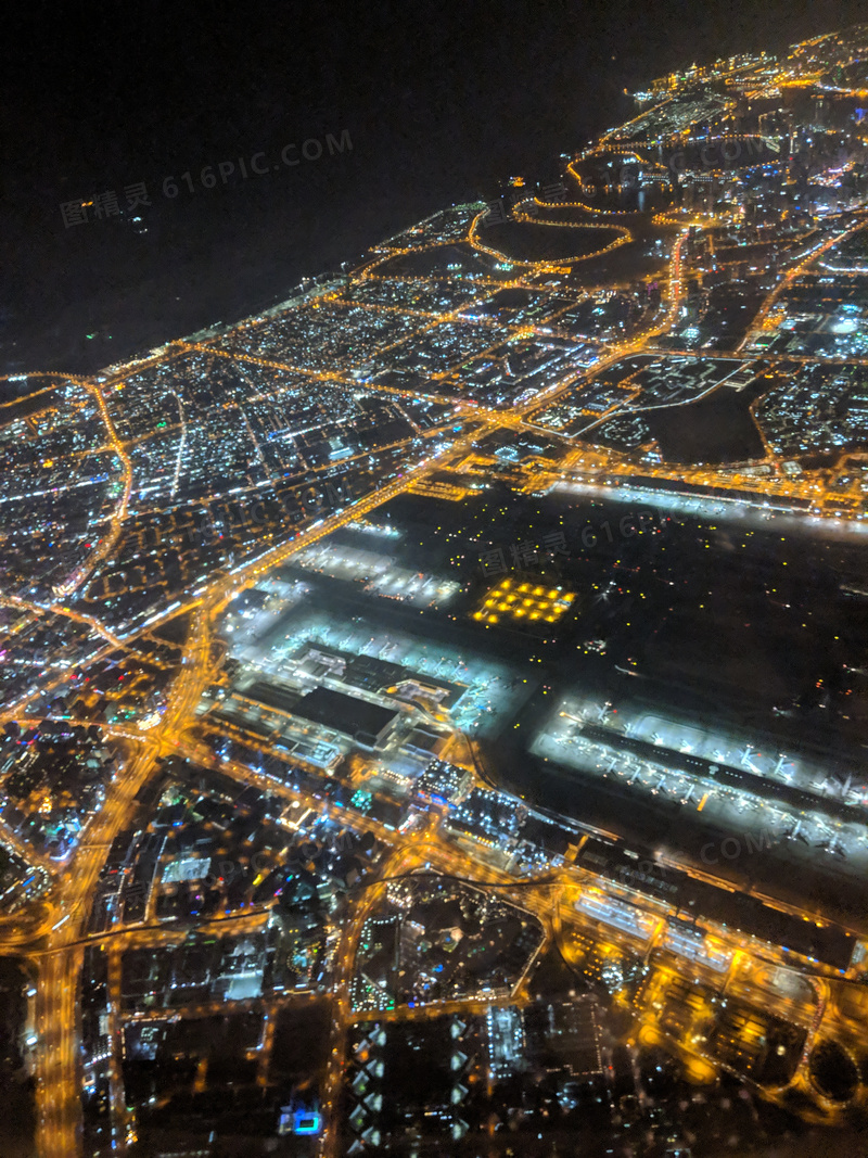 高空俯瞰城市夜景图片