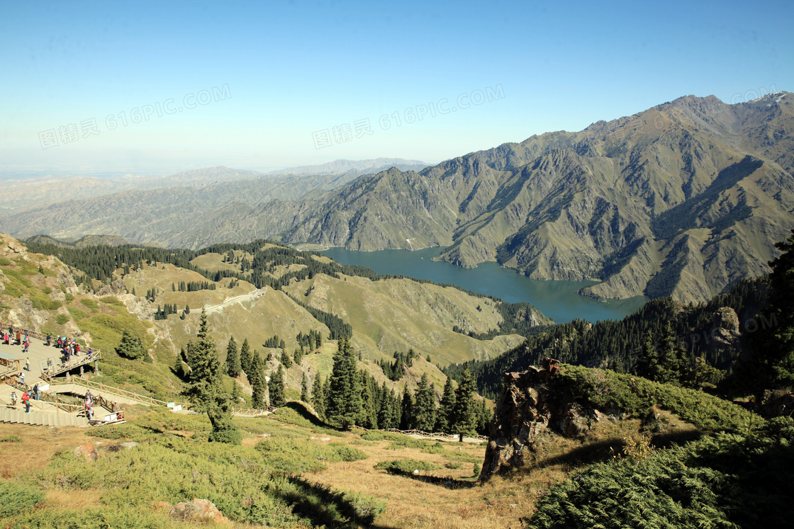 新疆山川湖泊美景摄影图片