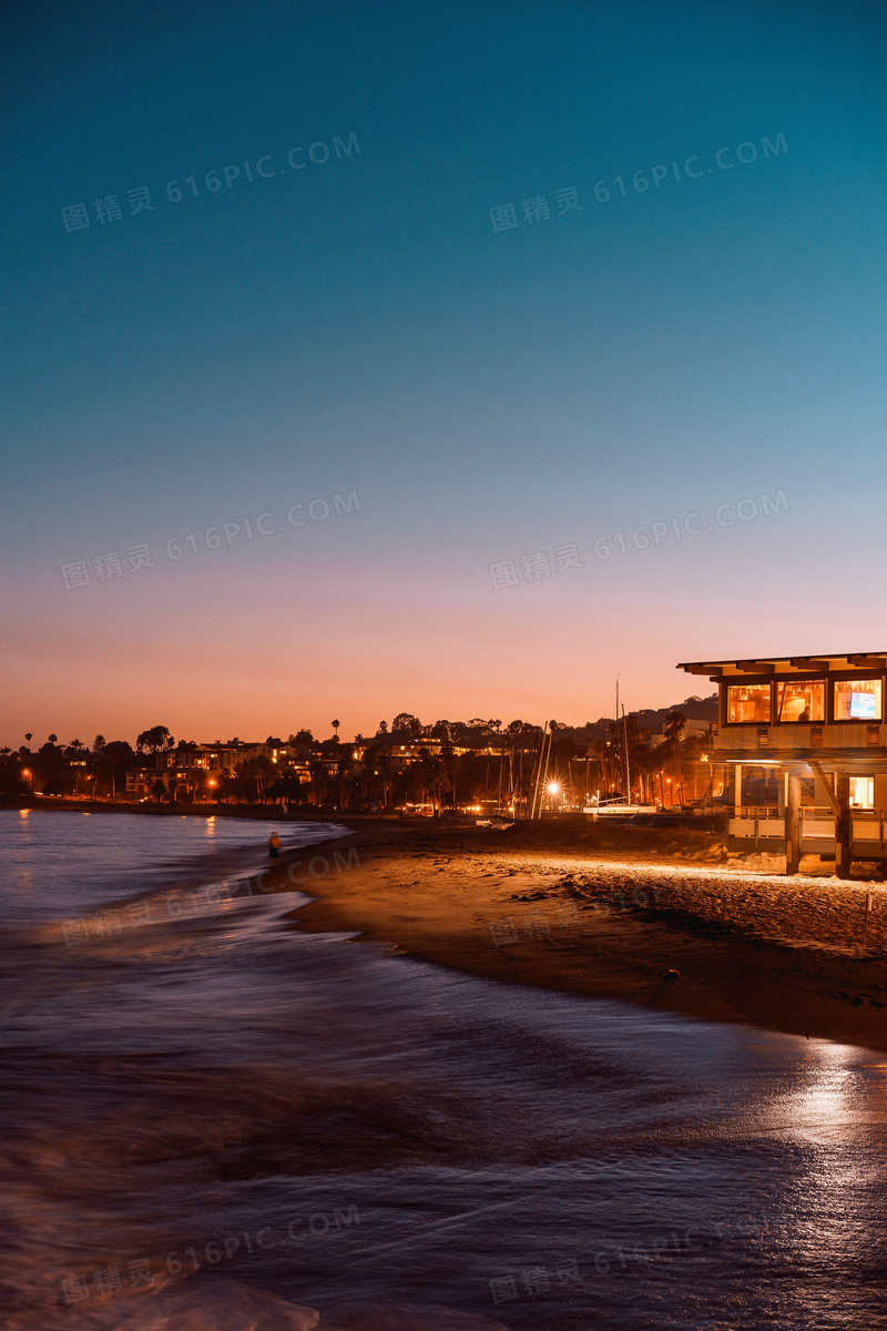 海边沙滩美丽的夜景摄影图片