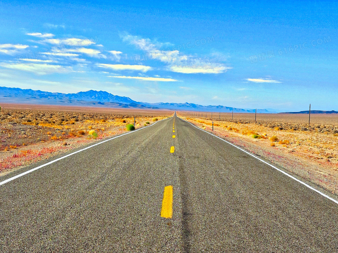 荒凉沙漠里的公路风光摄影高清图片