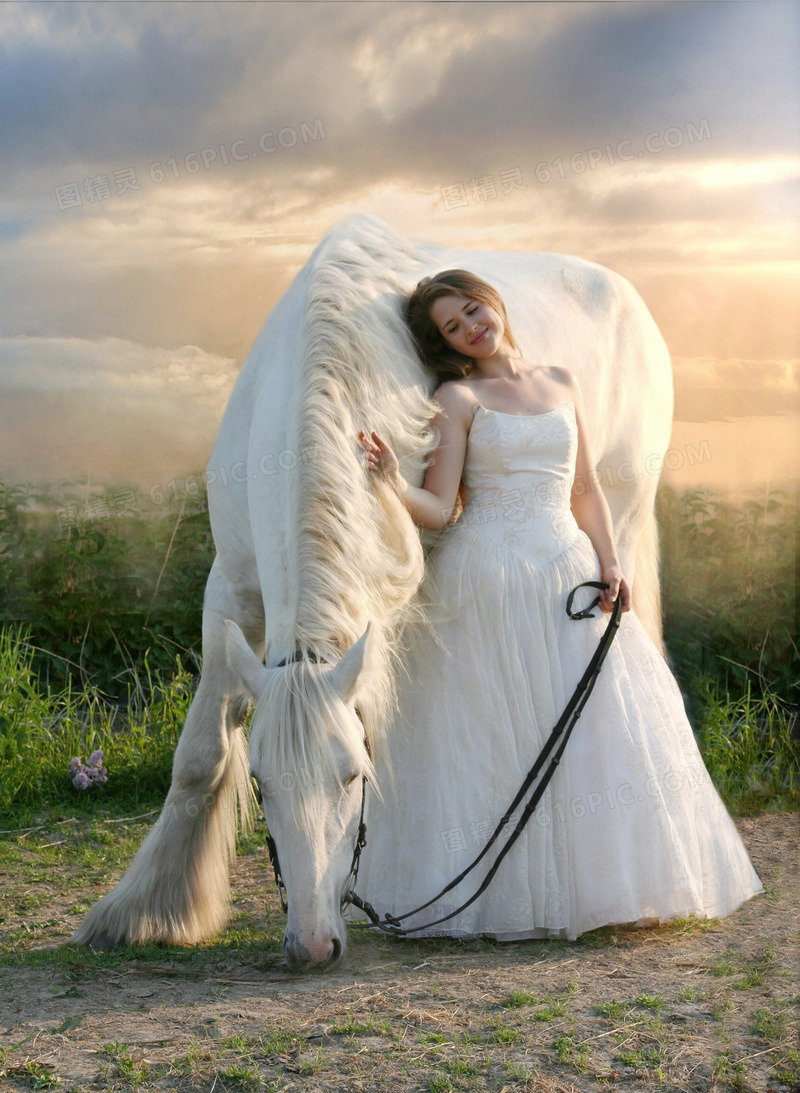 手牵着一匹白马的新娘摄影高清图片