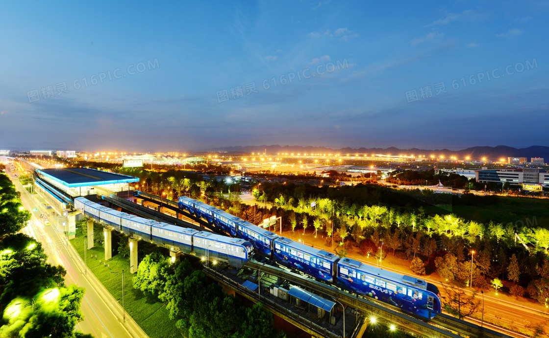 重庆轻轨3号线美丽夜景摄影图片