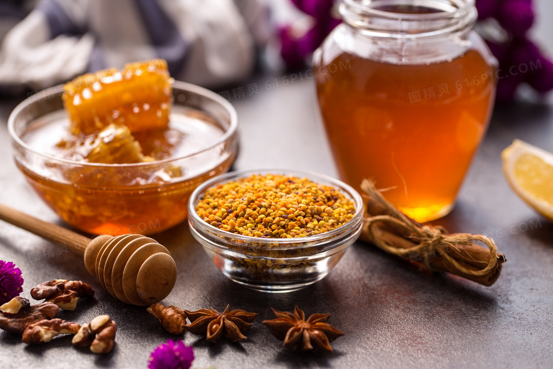 蜂蜜罐与桂皮八角微距摄影高清图片