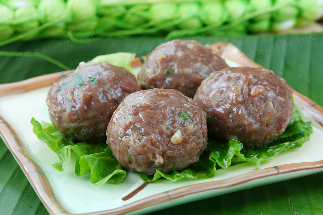 白灼牛肉丸美食摄影图片