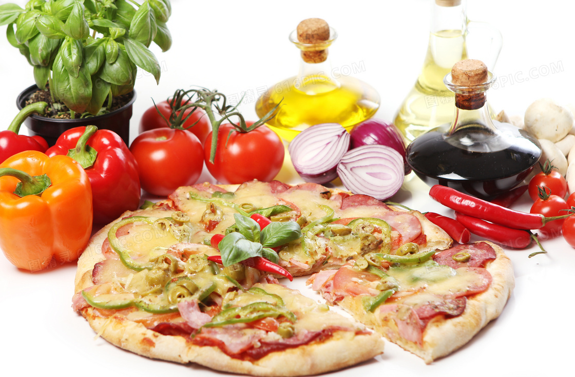 辣椒番茄橄榄油与披萨摄影高清图片