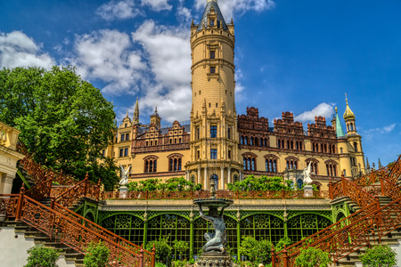 欧式圆顶城堡建筑图片