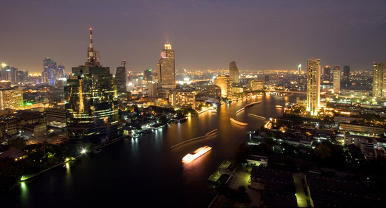 商务大楼灯光夜景图片