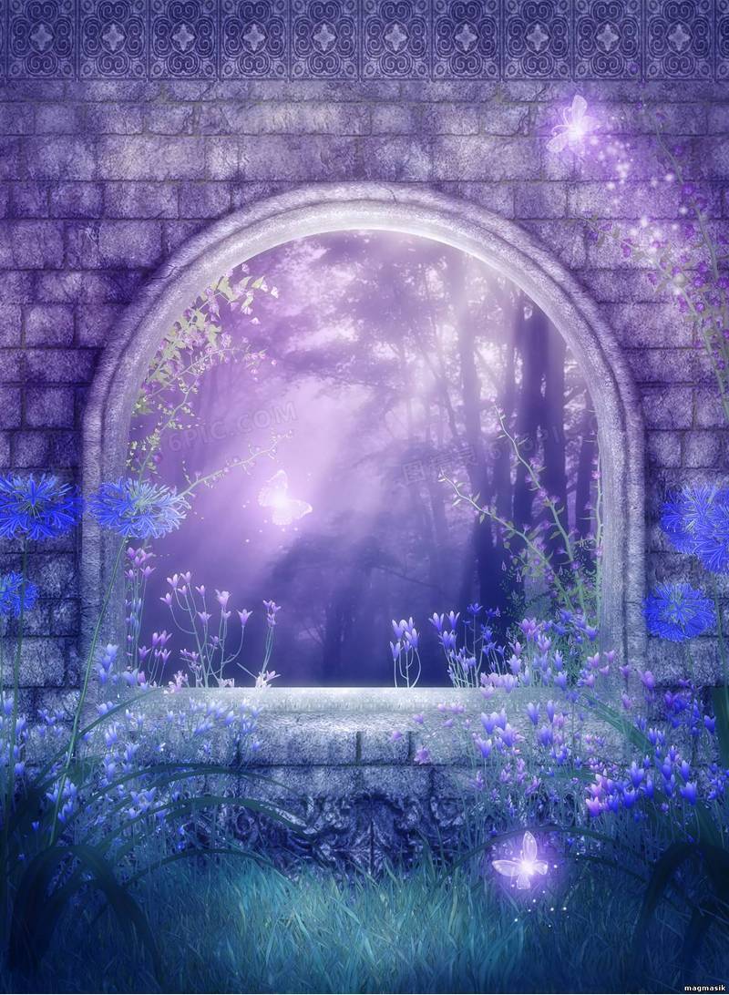 紫色花朵拱形窗户背景