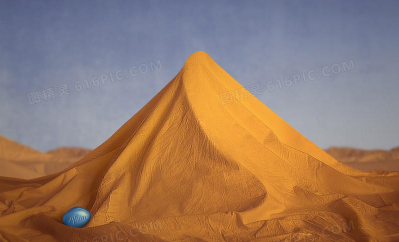 黄色沙漠金字塔高清摄影合成
