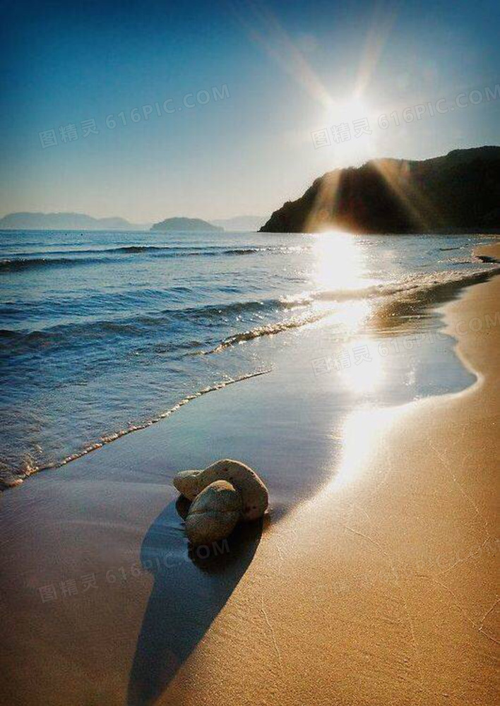 海浪沙滩阳光沐浴风景壁纸