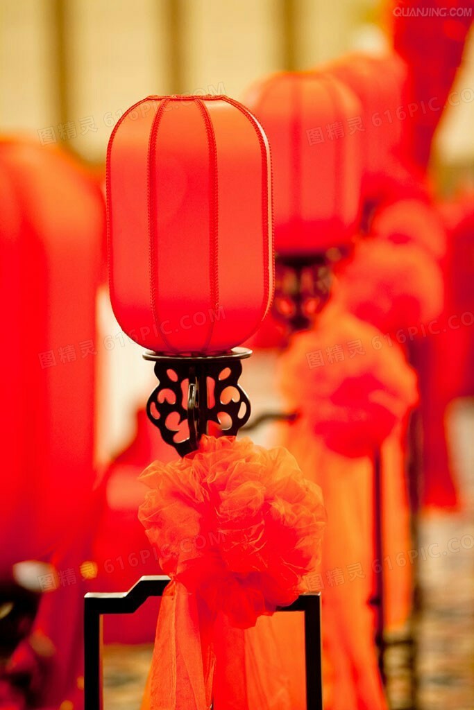 红色灯笼灯架中国风国庆海报背景