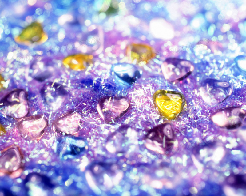 蓝紫色高贵钻石装饰