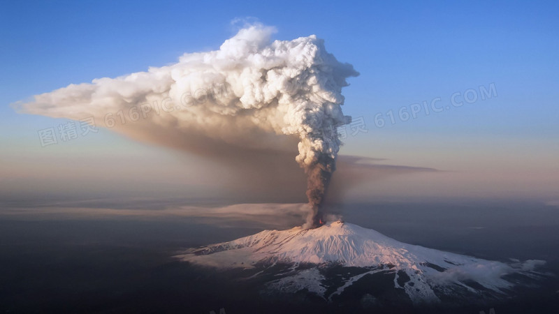 壮丽火山喷发景观