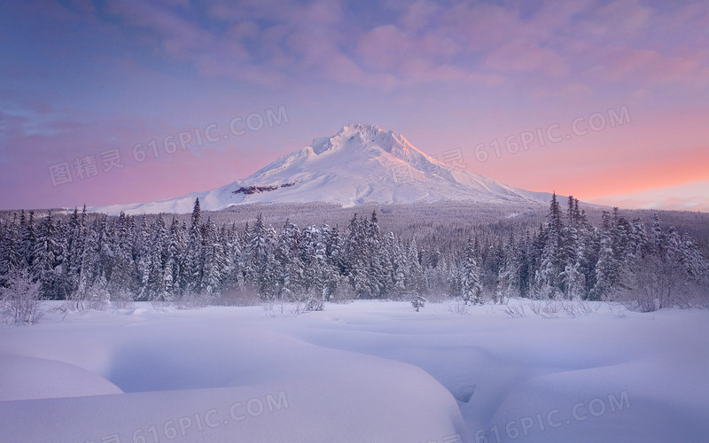 冬日雪山景观摄影