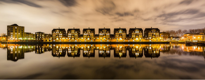 都市美丽夜景海报背景