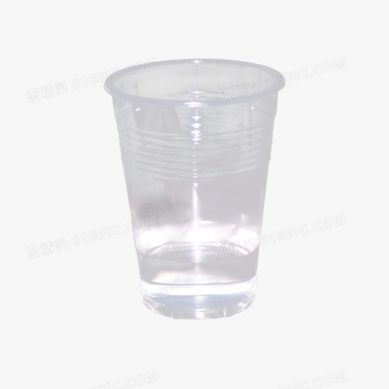 透明的水杯